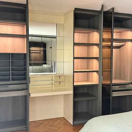 3 Bedrooms With Tour Eiffel View