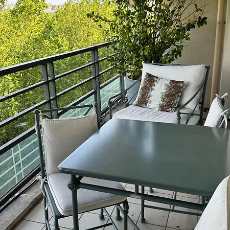 Apartmán 3 Bedrooms With Tour Eiffel View Issy-les-Moulineaux