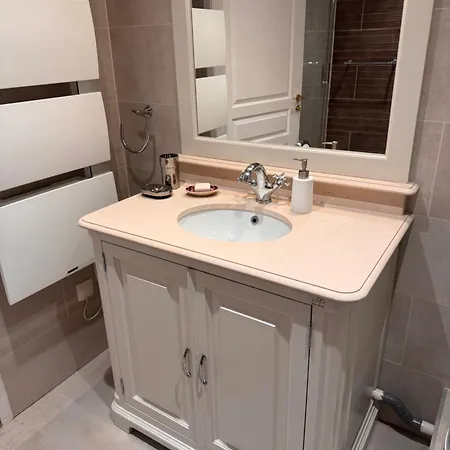 3 Bedrooms With Tour Eiffel View Apartmán *
