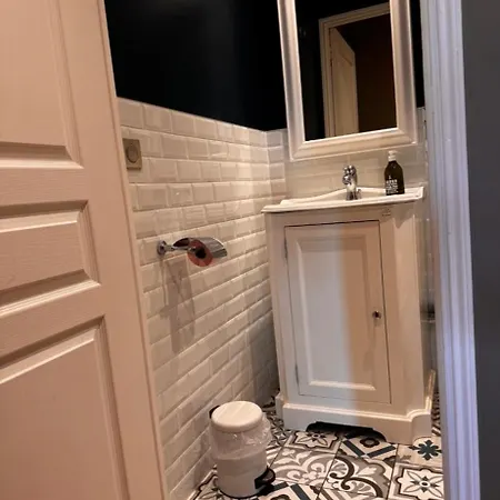 3 Bedrooms With Tour Eiffel View